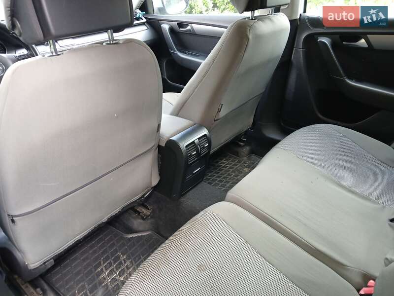 Volkswagen Passat 2011