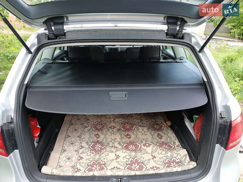 Volkswagen Passat 2011