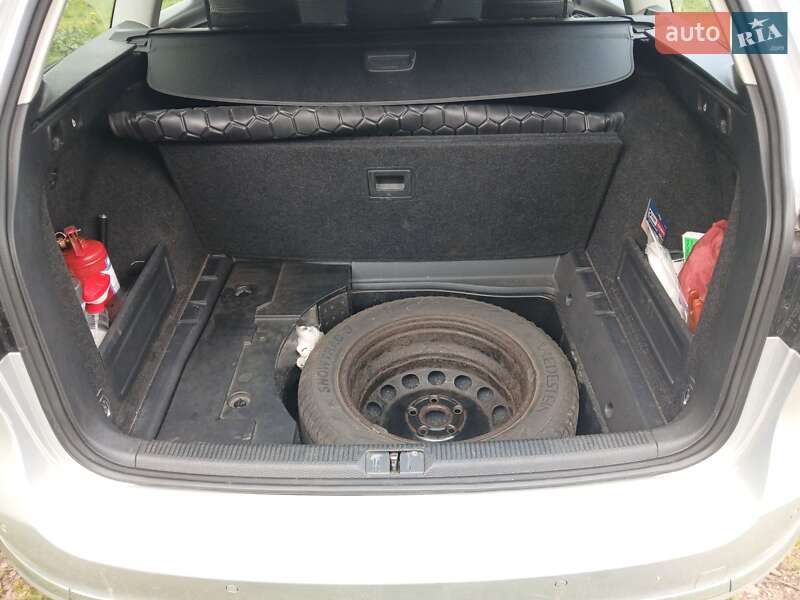 Volkswagen Passat 2011