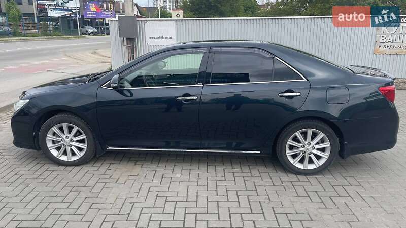 Toyota Camry 2014