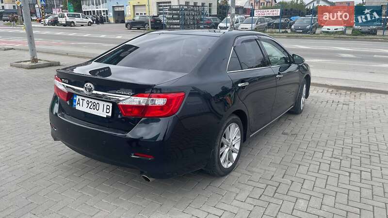 Toyota Camry 2014