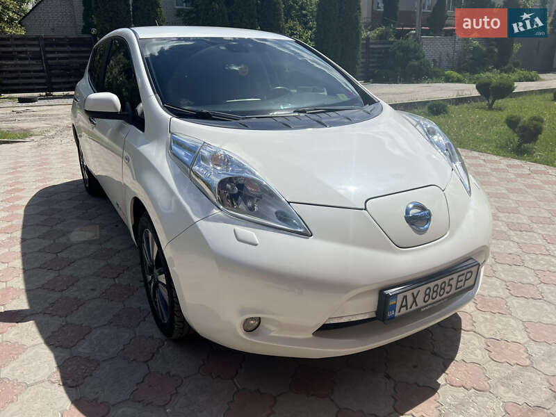 Nissan Leaf 2014