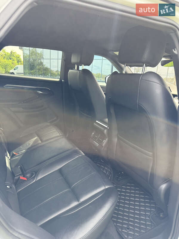 Land Rover Range Rover Evoque 2020