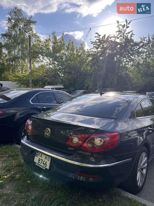 Volkswagen CC / Passat CC 2011