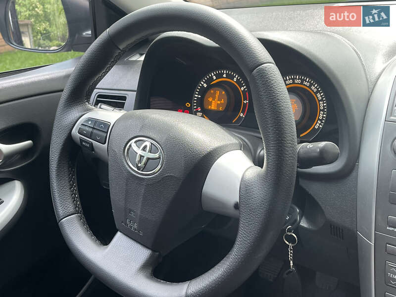 Toyota Corolla 2010