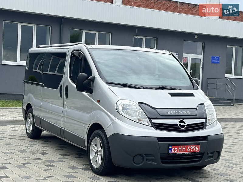 Opel Vivaro 2012