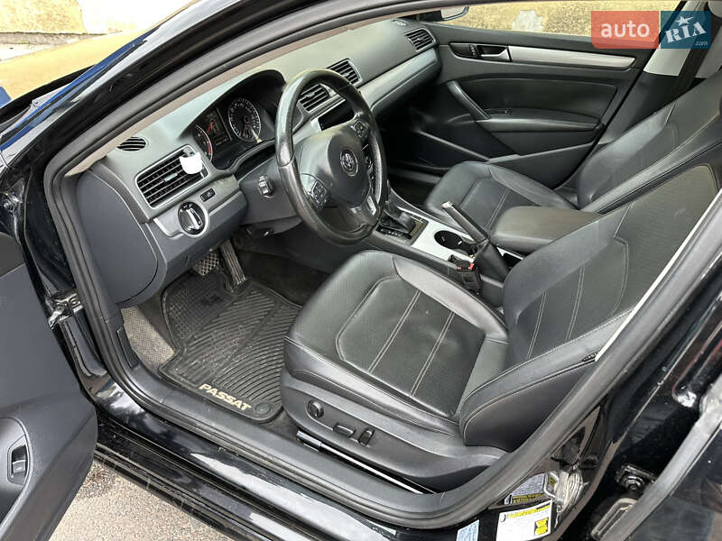 Volkswagen Passat 2012