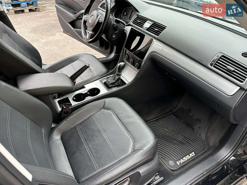 Volkswagen Passat 2012