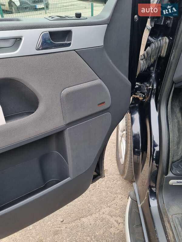 Volkswagen Multivan 2011