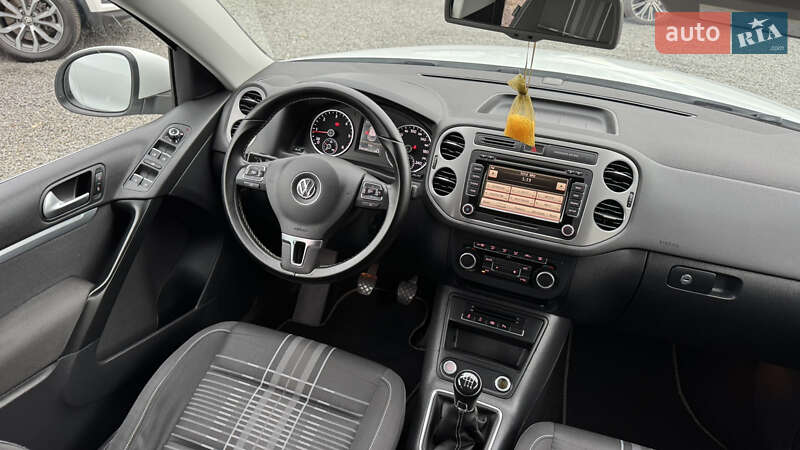 Volkswagen Tiguan 2015