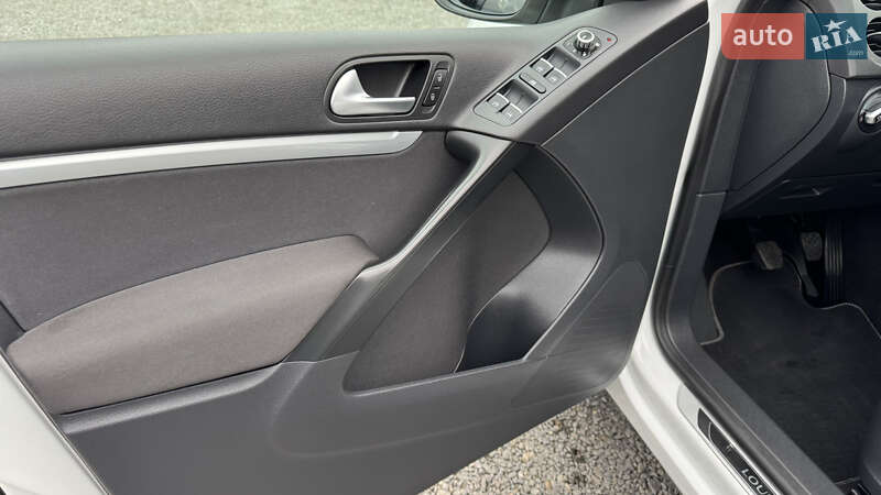 Volkswagen Tiguan 2015