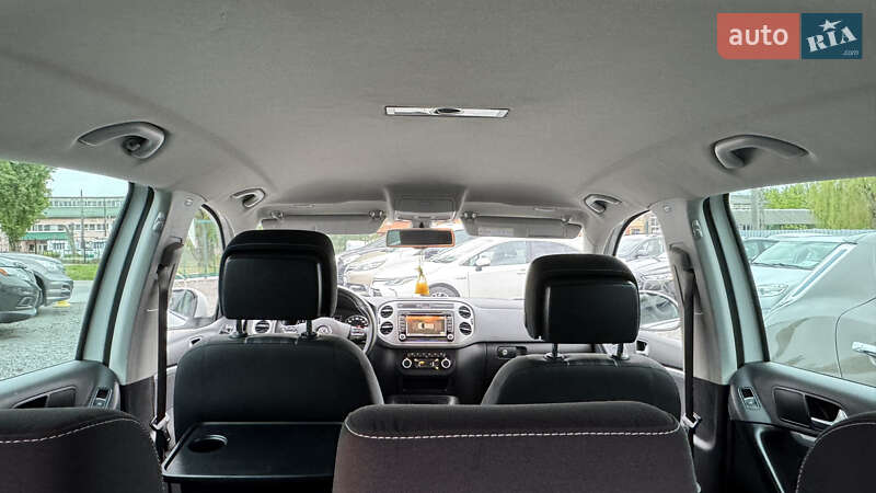 Volkswagen Tiguan 2015