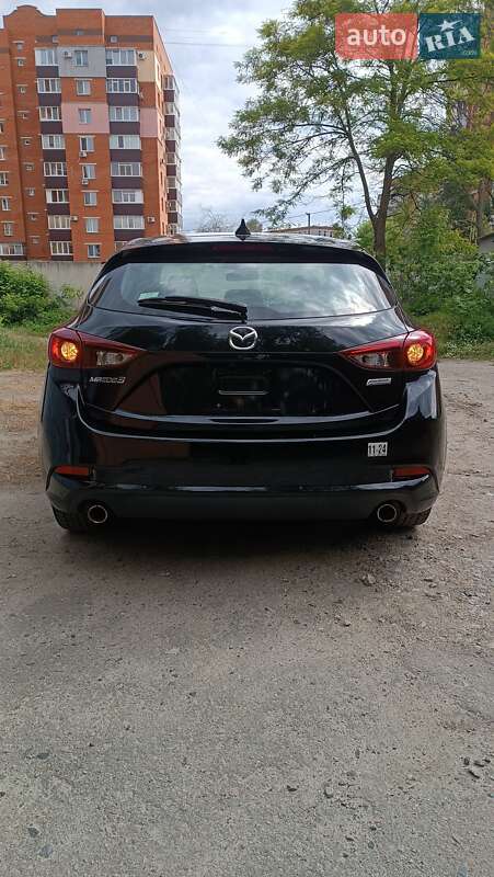 Mazda 3 2018