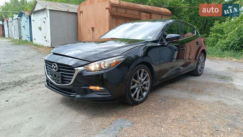 Mazda 3 2018