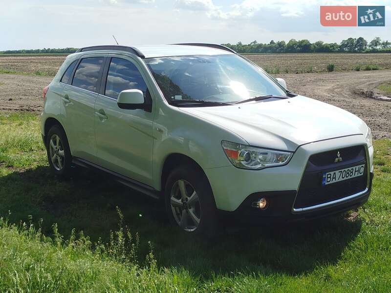 Mitsubishi ASX 2011