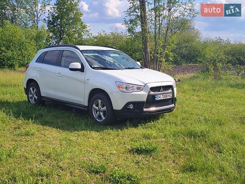 Mitsubishi ASX 2011