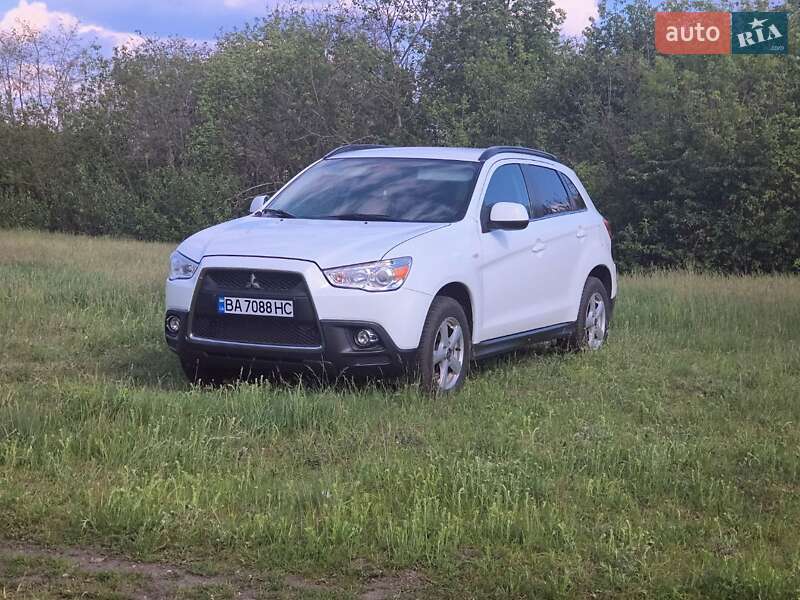 Mitsubishi ASX 2011