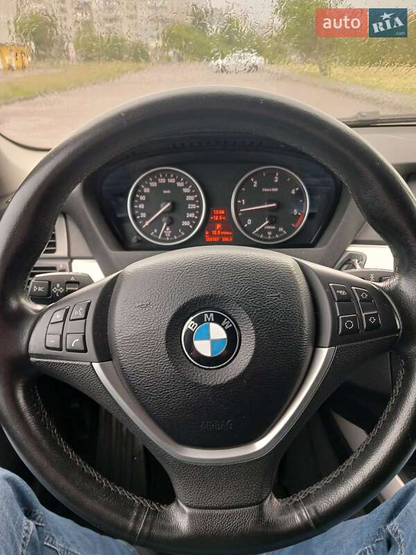 BMW X5 2010