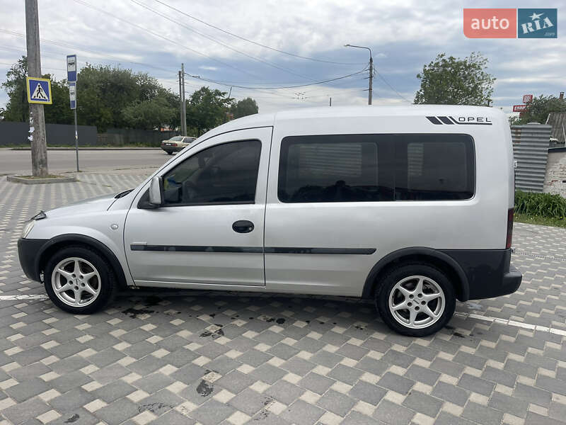 Opel Combo 2009