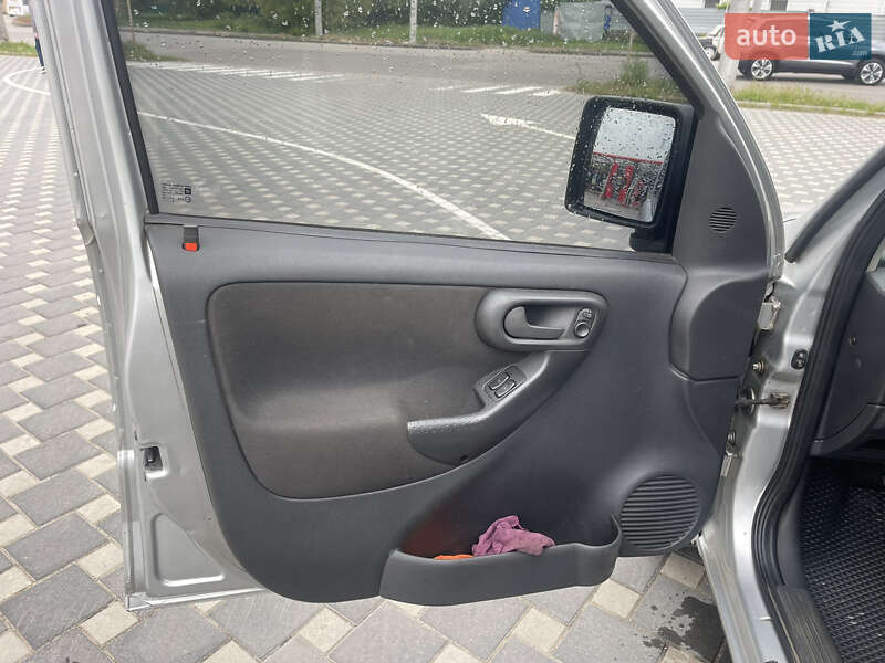 Opel Combo 2009