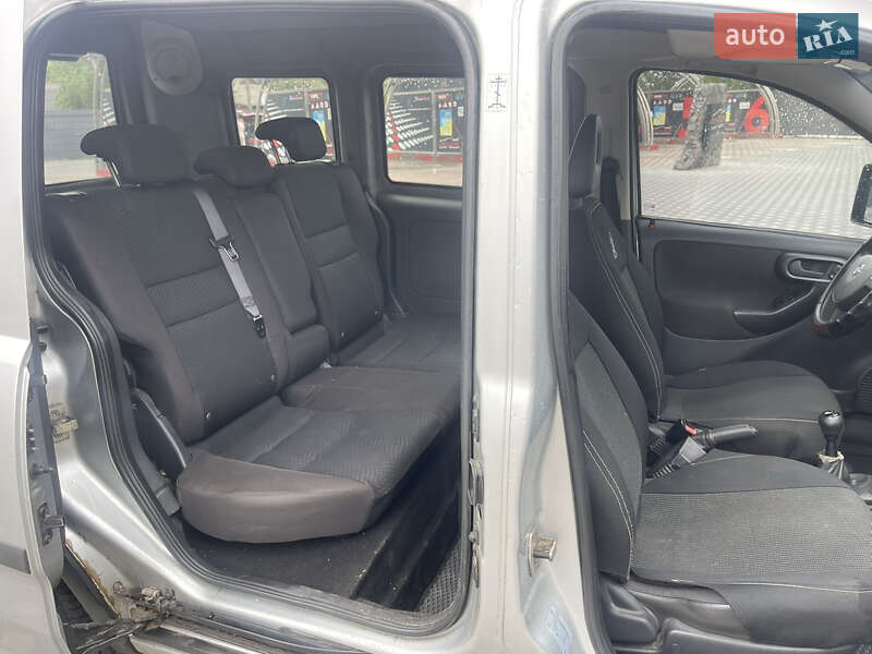 Opel Combo 2009