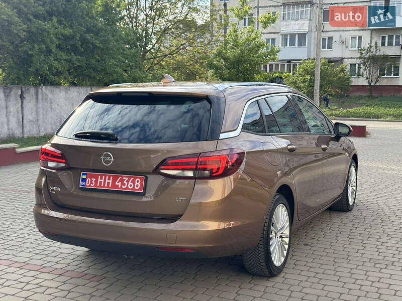 Opel Astra 2016