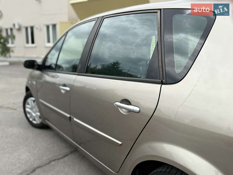 Renault Scenic 2008
