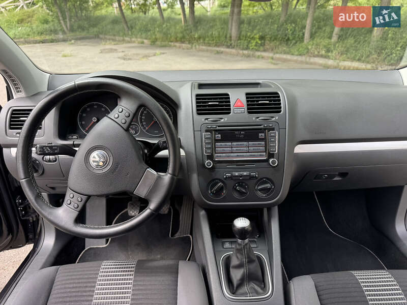 Volkswagen Golf 2008