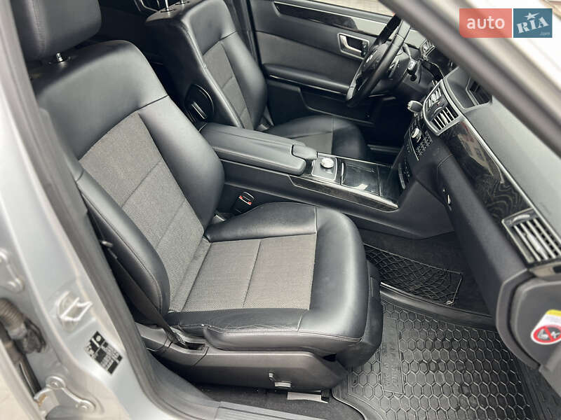 Mercedes-Benz E-Class 2011