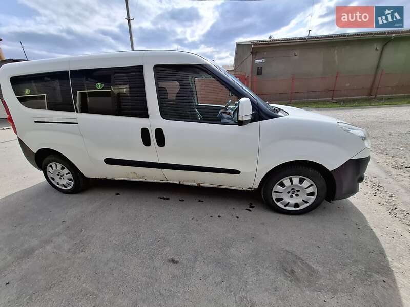 Fiat Doblo 2010