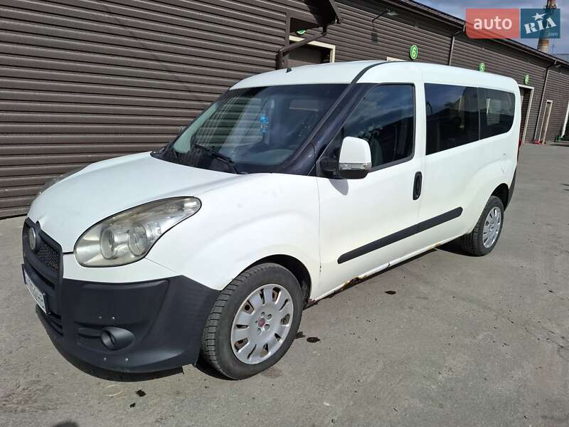 Fiat Doblo 2010