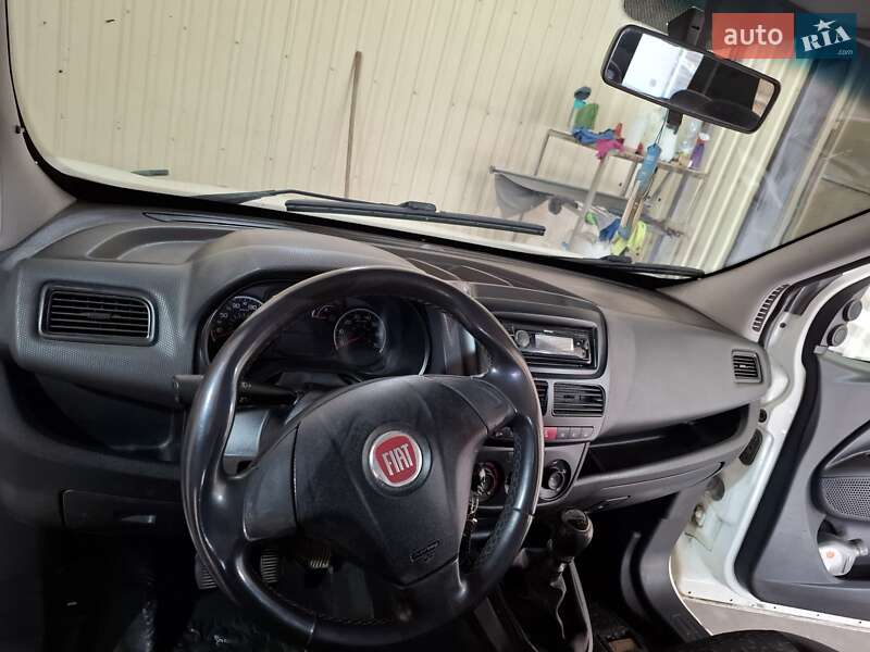 Fiat Doblo 2010