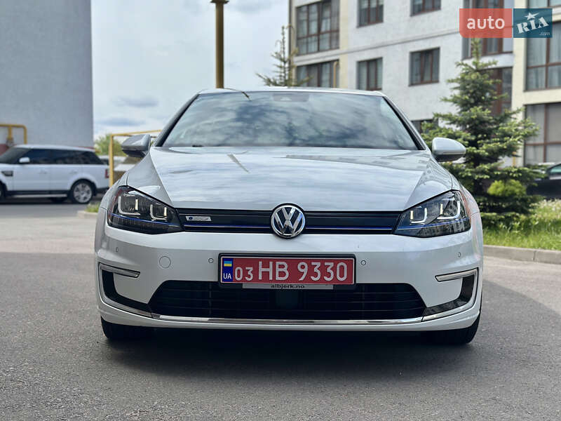 Volkswagen e-Golf 2015