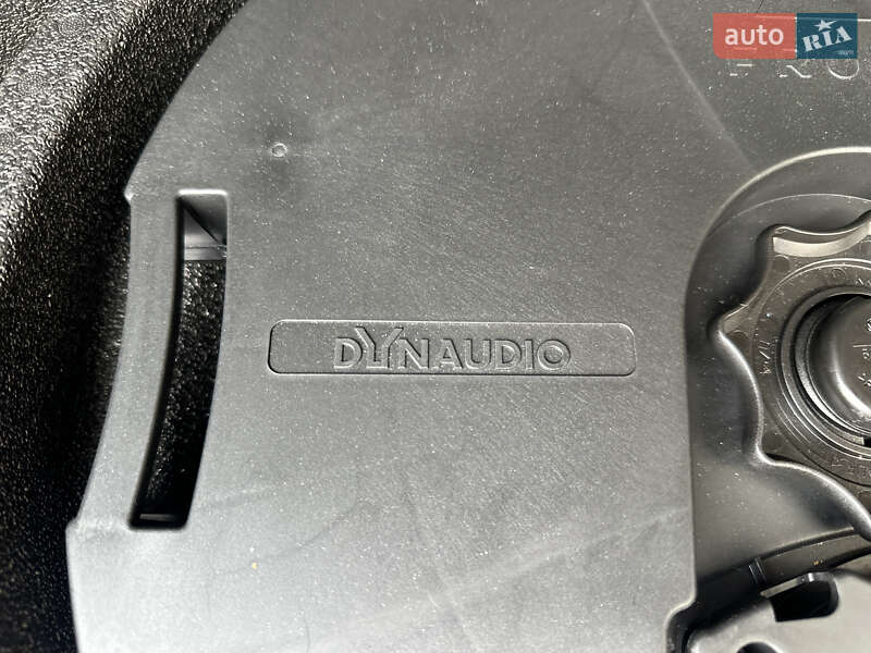 Volkswagen e-Golf 2015