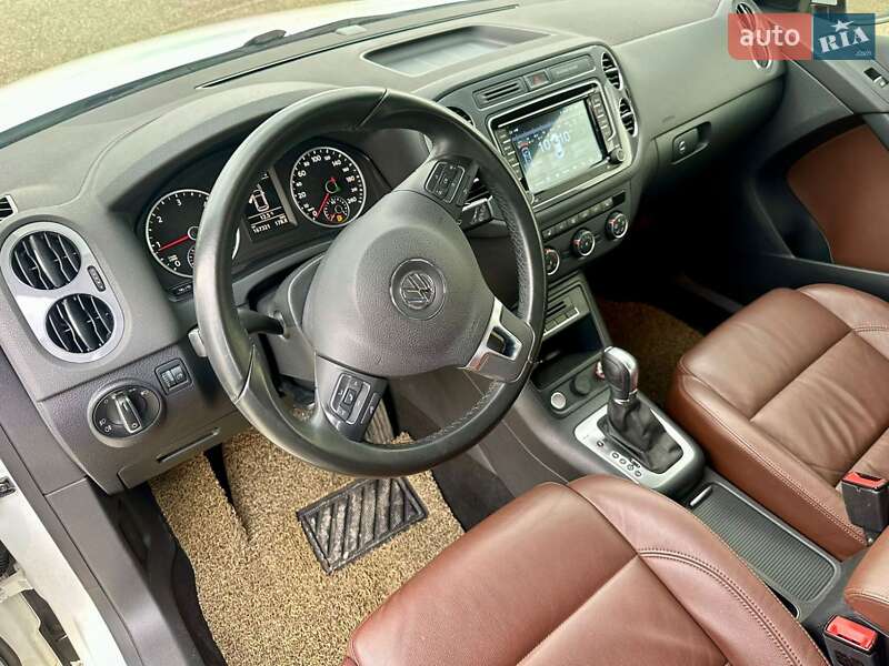 Volkswagen Tiguan 2015