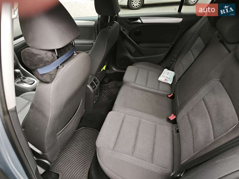 Volkswagen Golf 2010