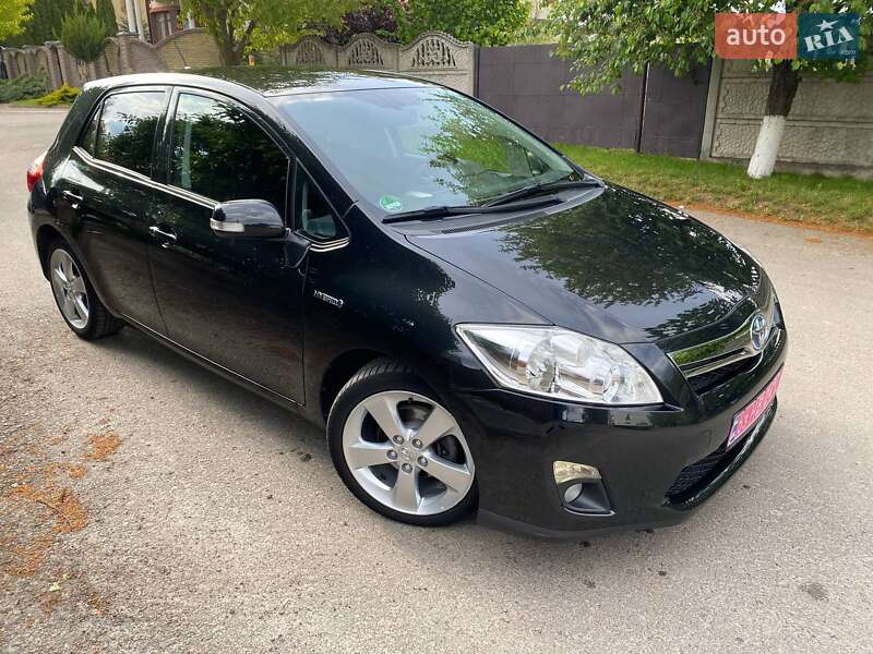 Toyota Auris 2011