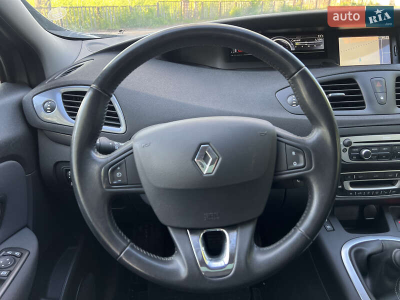 Renault Scenic 2015