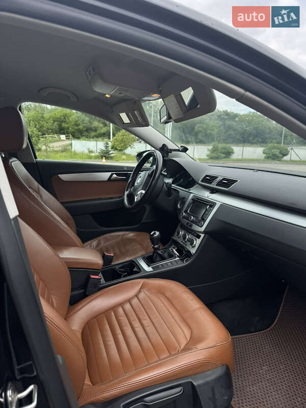 Volkswagen Passat 2012