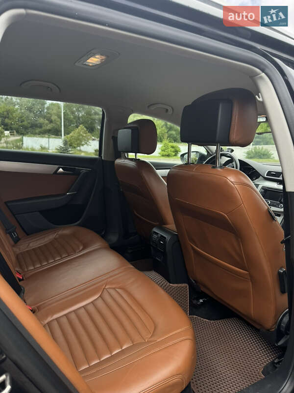 Volkswagen Passat 2012