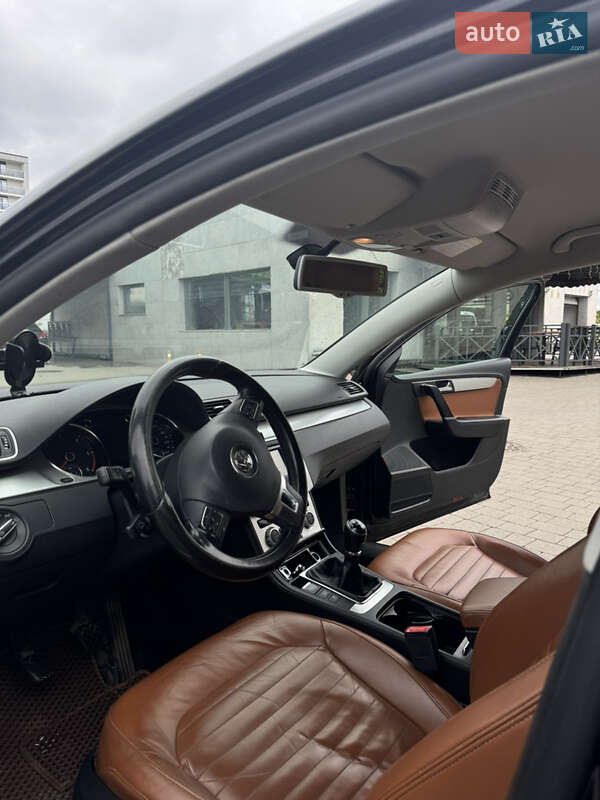 Volkswagen Passat 2012