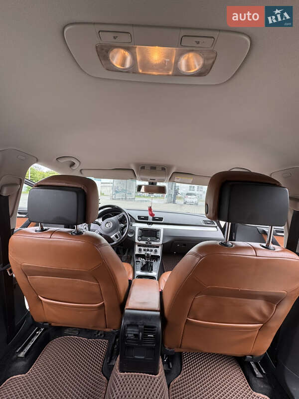 Volkswagen Passat 2012