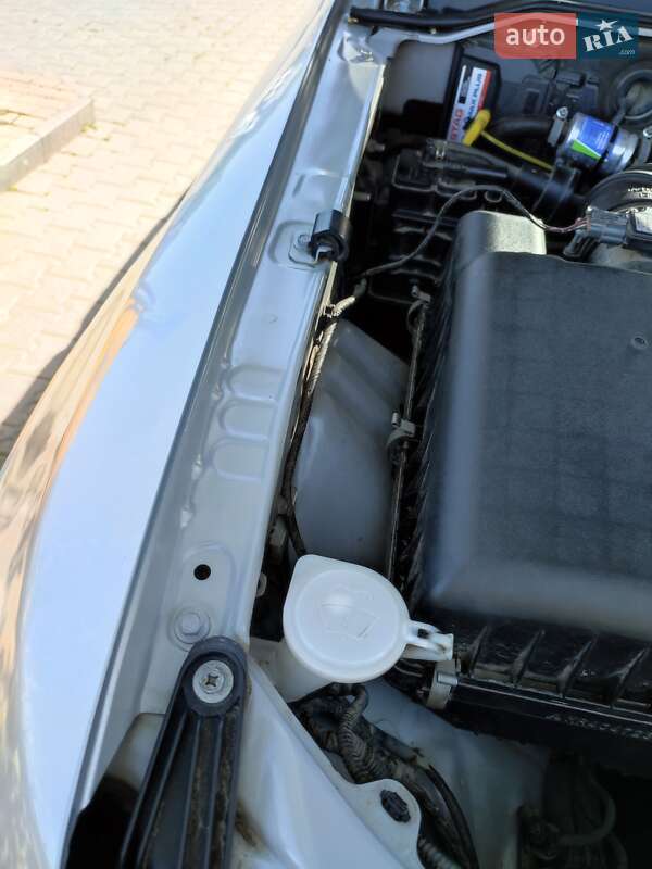 Mitsubishi Pajero Wagon 2011