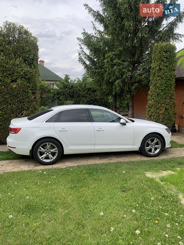 Audi A4 2016