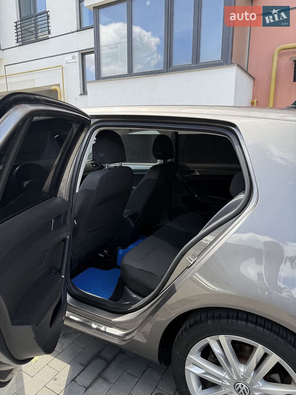 Volkswagen Golf 2013