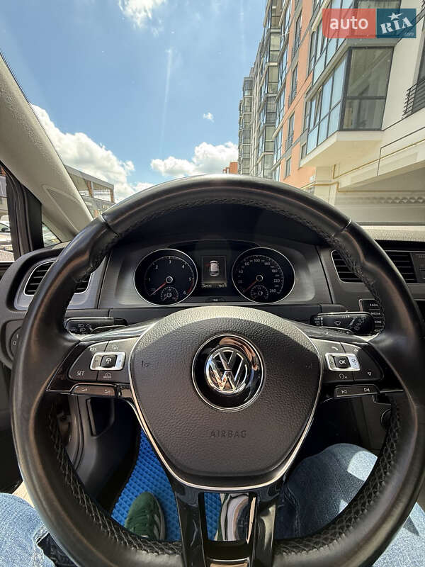 Volkswagen Golf 2013