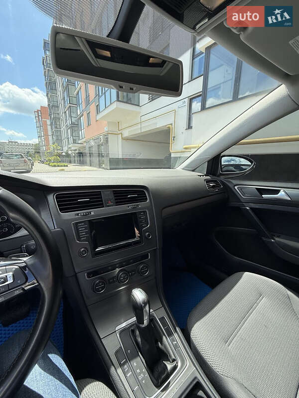 Volkswagen Golf 2013