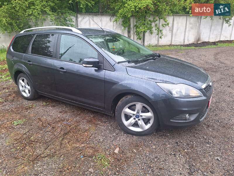 Ford Focus 2011