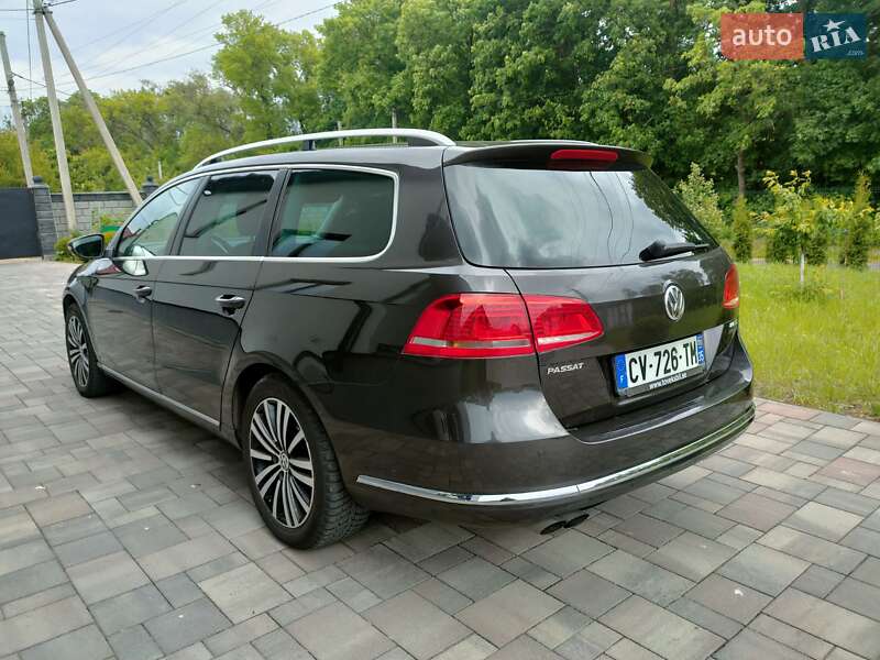 Volkswagen Passat 2011