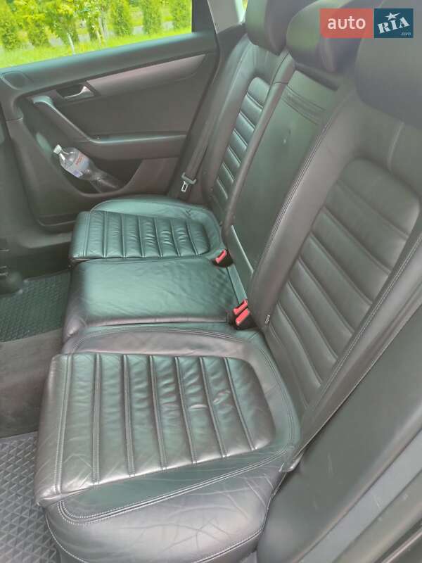 Volkswagen Passat 2011